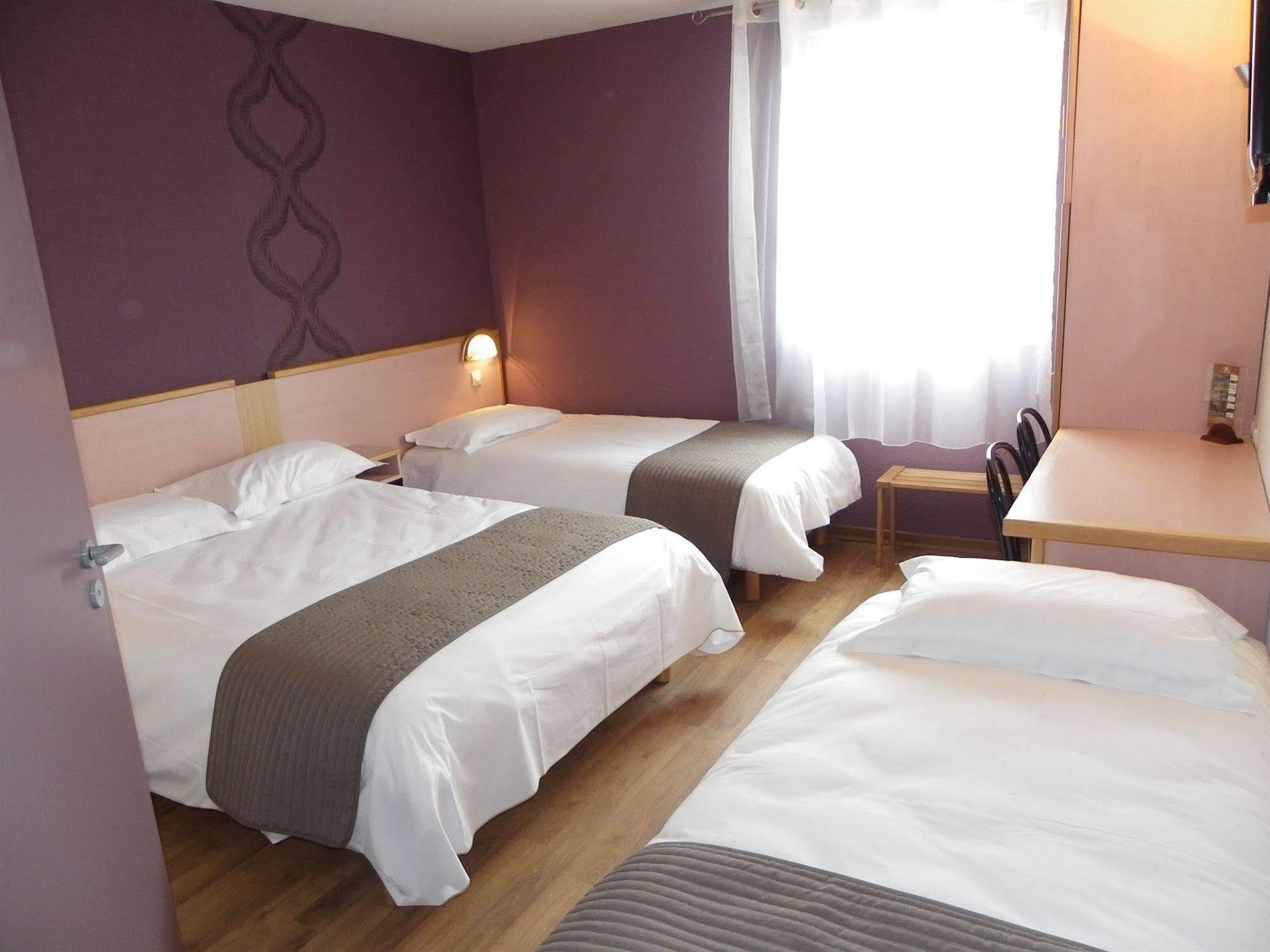 Hotel Restaurant Les Chataigniers Privas Dış mekan fotoğraf